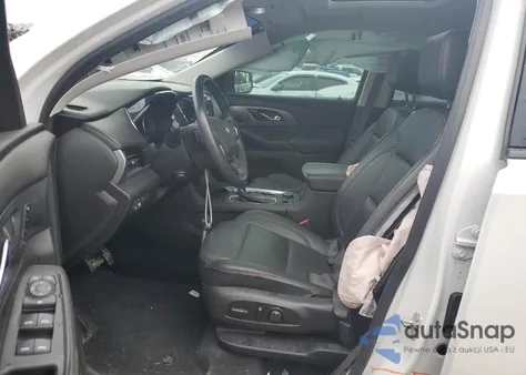 2018 Chevrolet Traverse Premier z USA, uszkodzony, nr VIN 1GNEVJKW9JJ125161